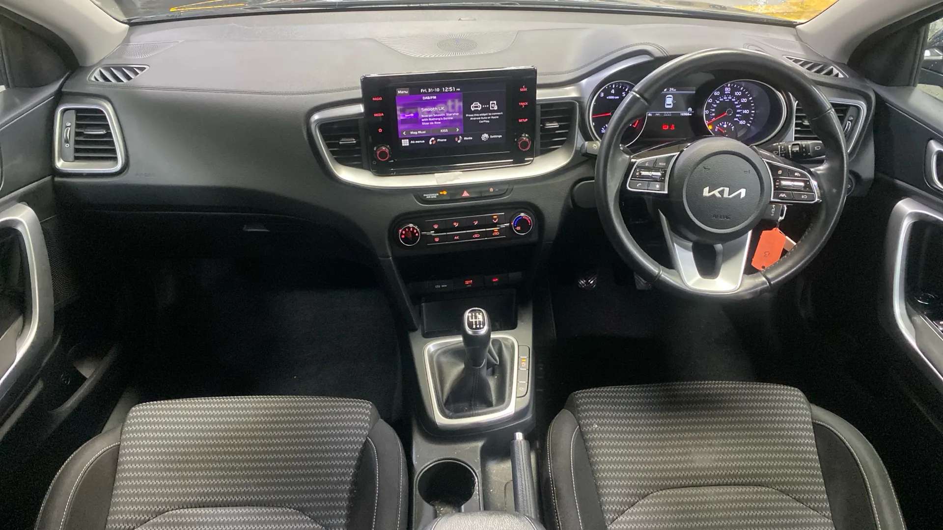 2023 KIA CEED 2023 KIA CEED