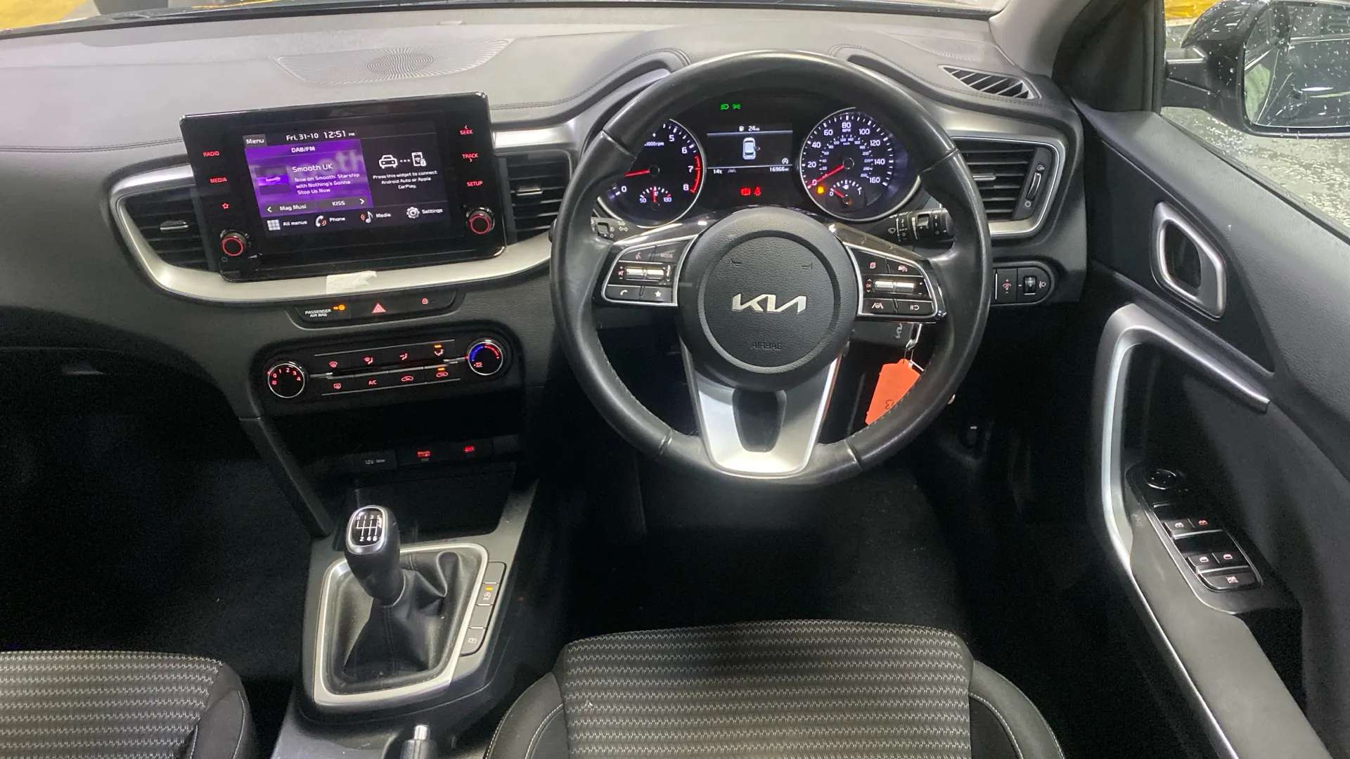 2023 KIA CEED 2023 KIA CEED