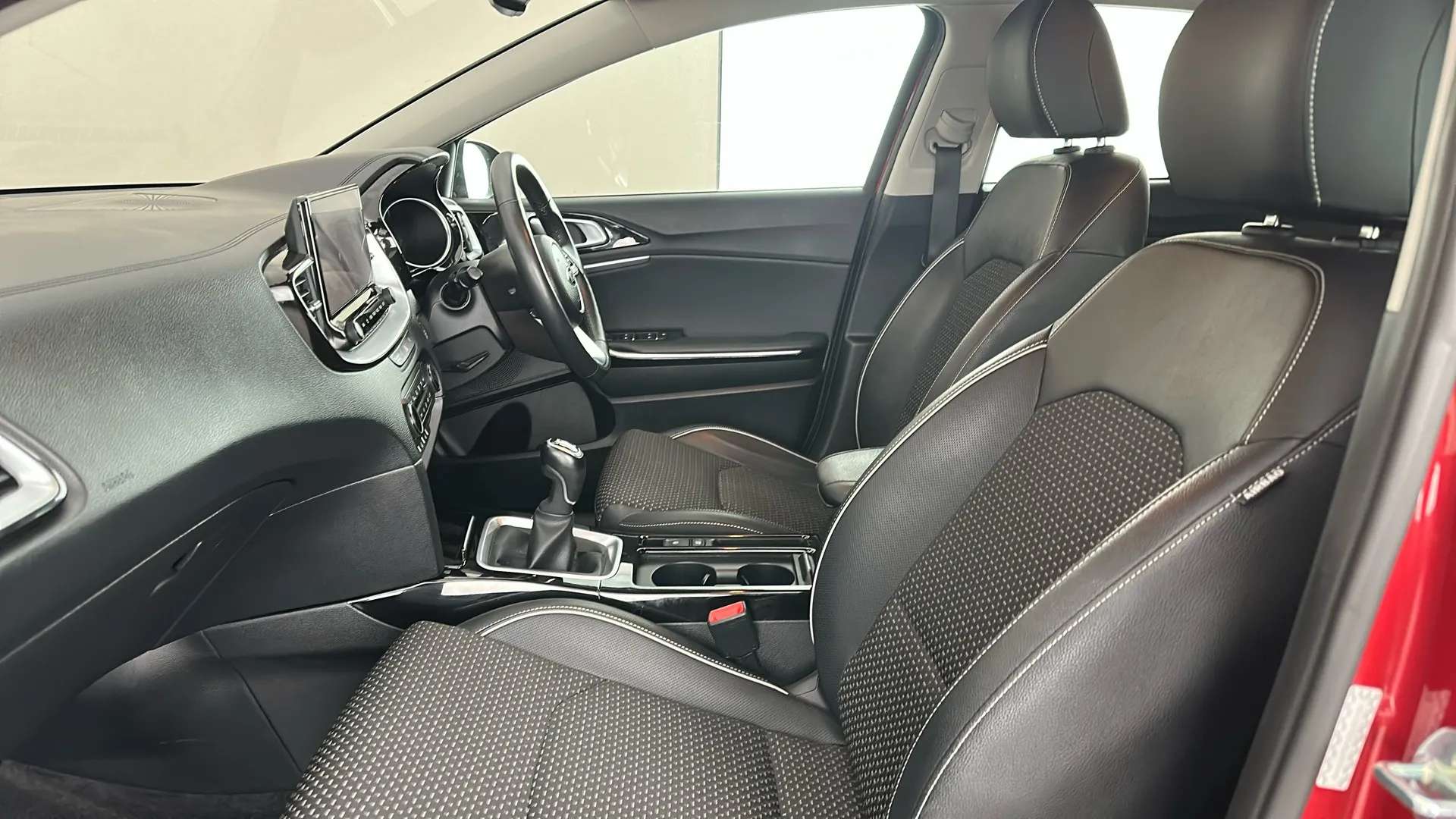 2021 KIA XCEED 2021 KIA XCEED