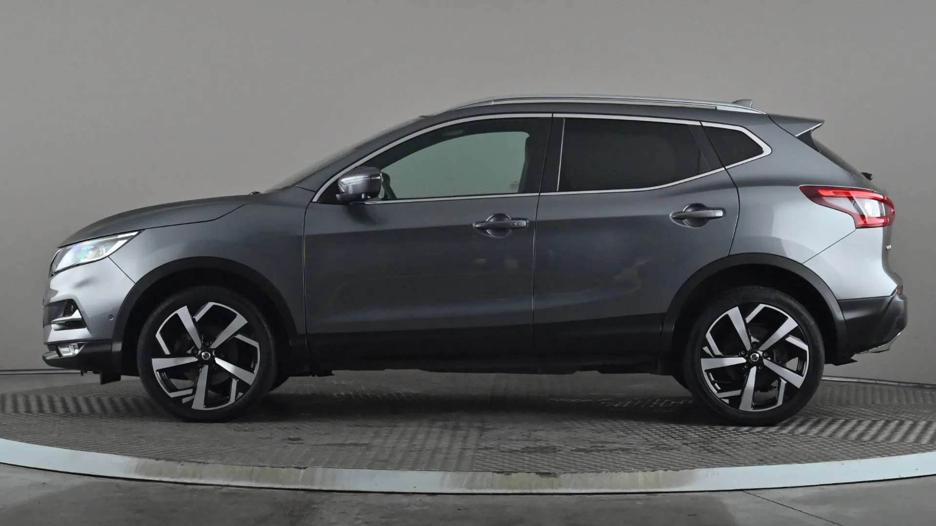 A 2018 NISSAN QASHQAI 1.6 DiG-T Tekna+ A 2018 NISSAN QASHQAI 1.6 DiG-T Tekna+