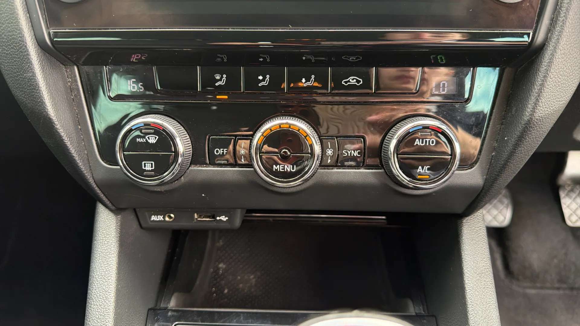 2017 SKODA OCTAVIA 2017 SKODA OCTAVIA
