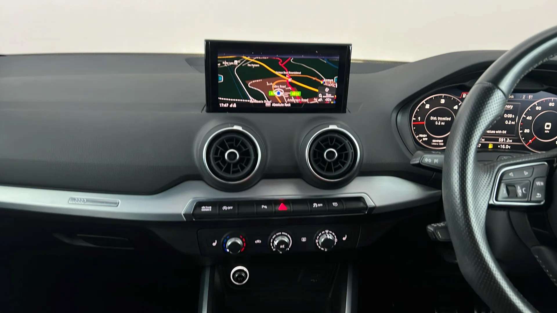 2018 AUDI Q2 2018 AUDI Q2