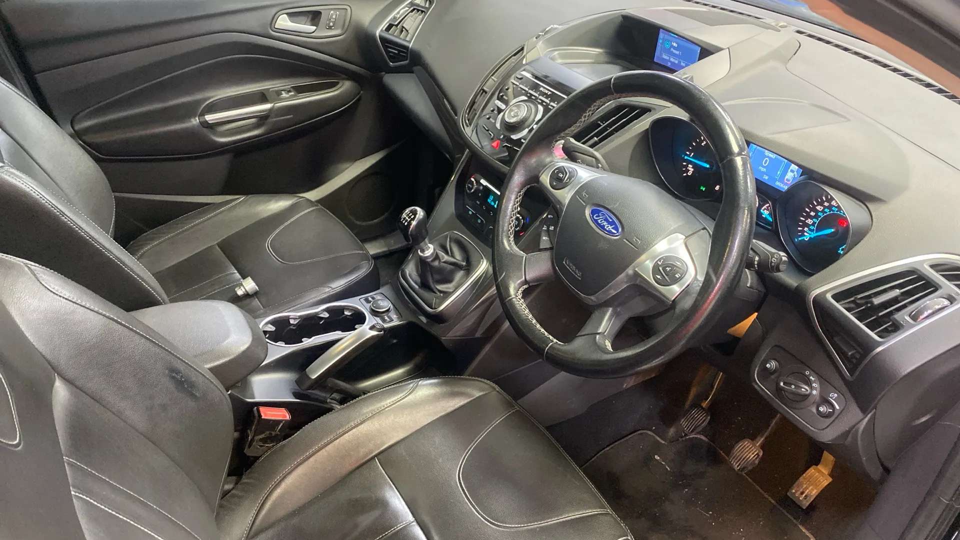 A 2014 FORD KUGA 2.0 TDCi 163 Titanium X A 2014 FORD KUGA 2.0 TDCi 163 Titanium X