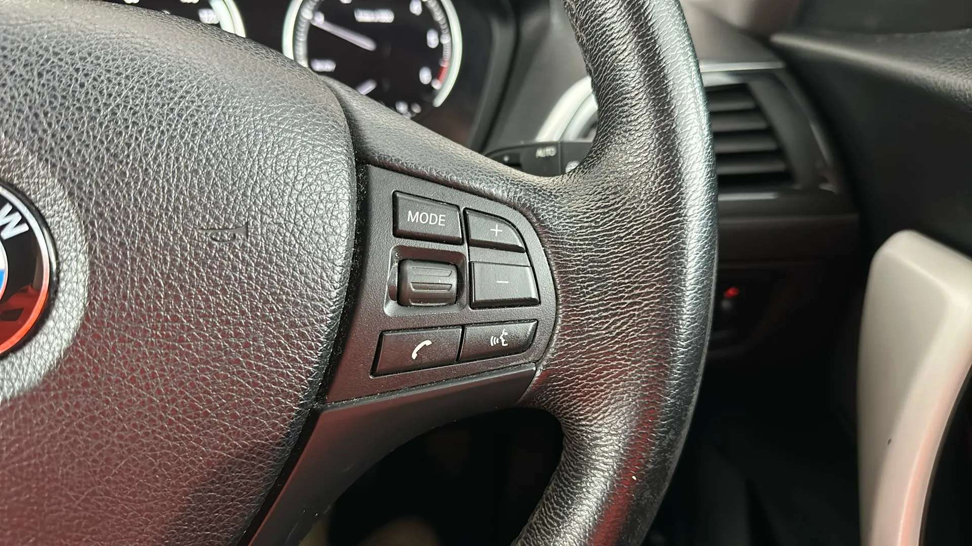 2018 BMW 1 SERIES 2018 BMW 1 SERIES