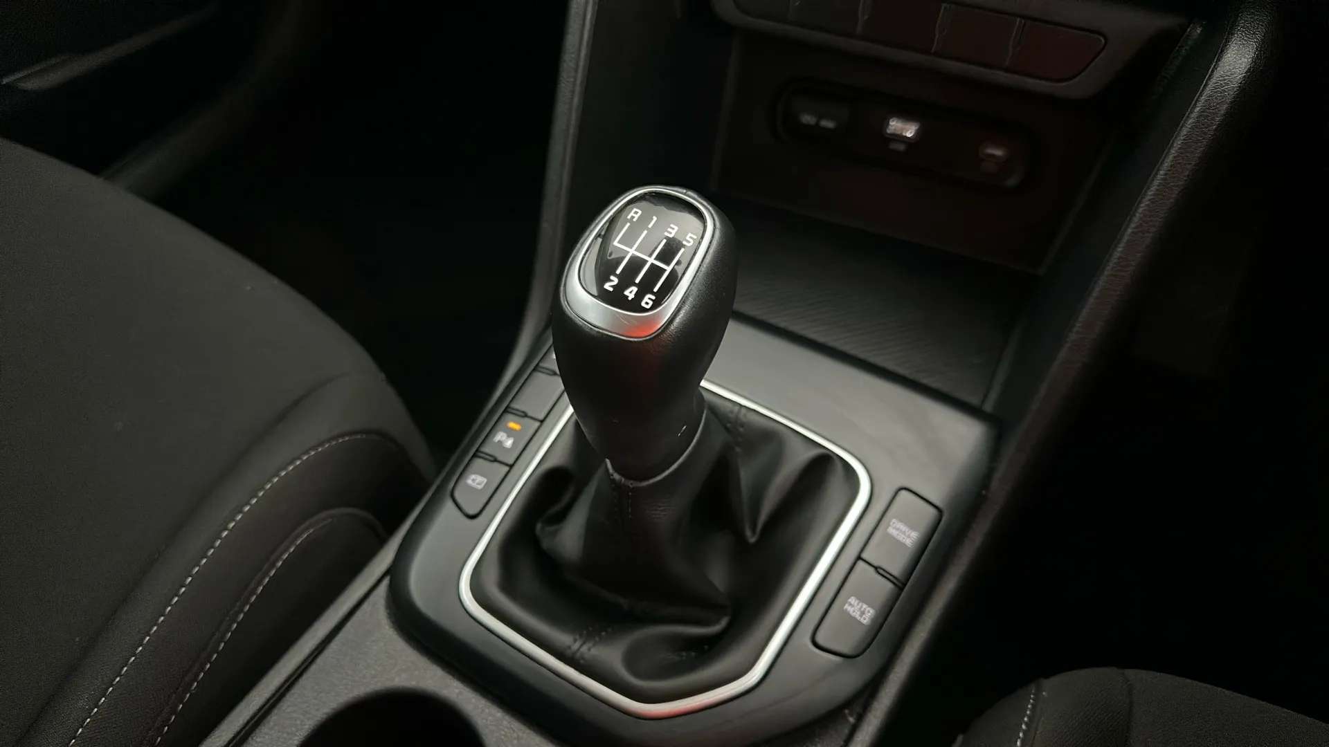 2023 KIA SPORTAGE 2023 KIA SPORTAGE