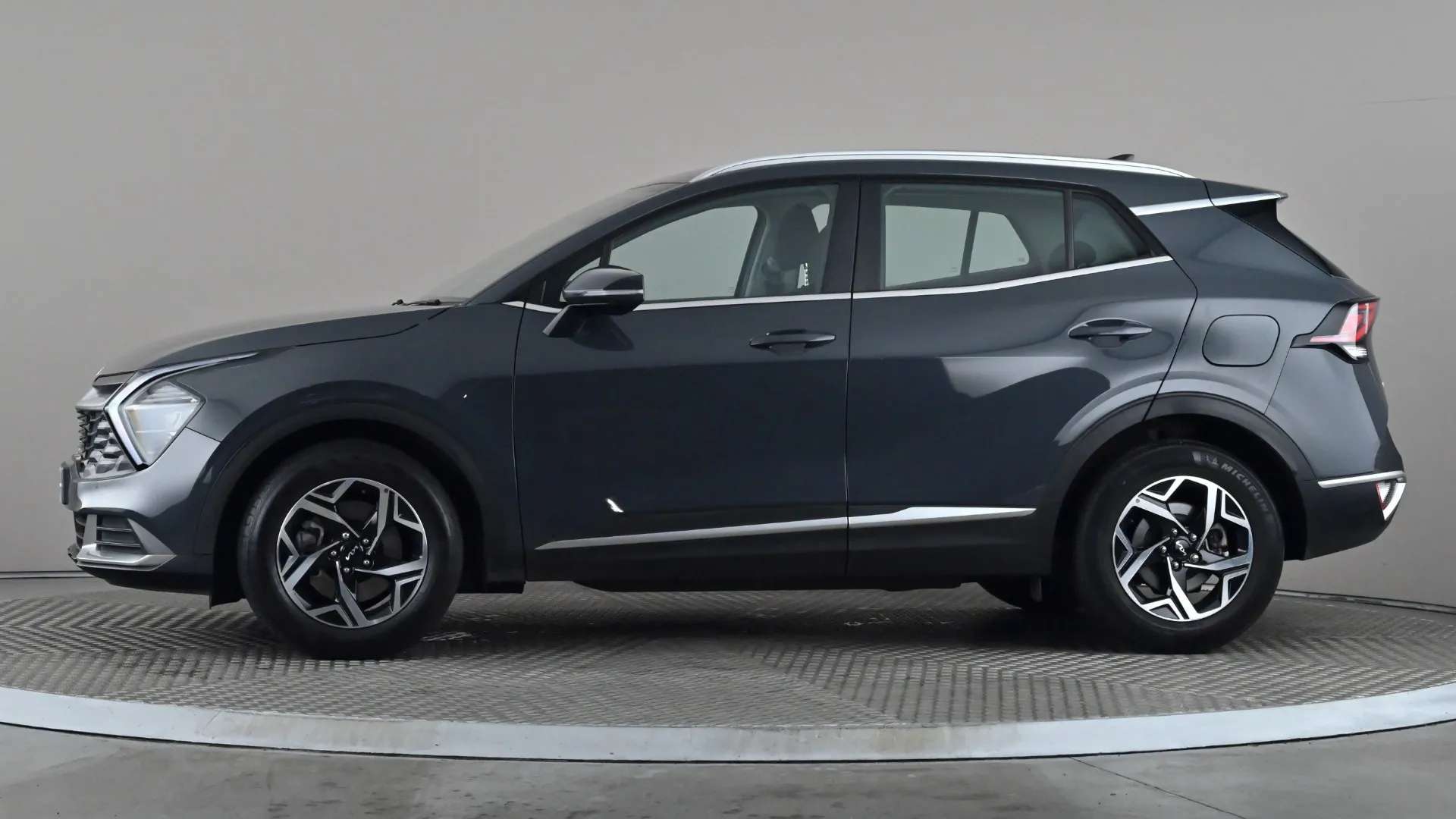 A 2022 KIA SPORTAGE 1.6T GDi ISG 2 A 2022 KIA SPORTAGE 1.6T GDi ISG 2