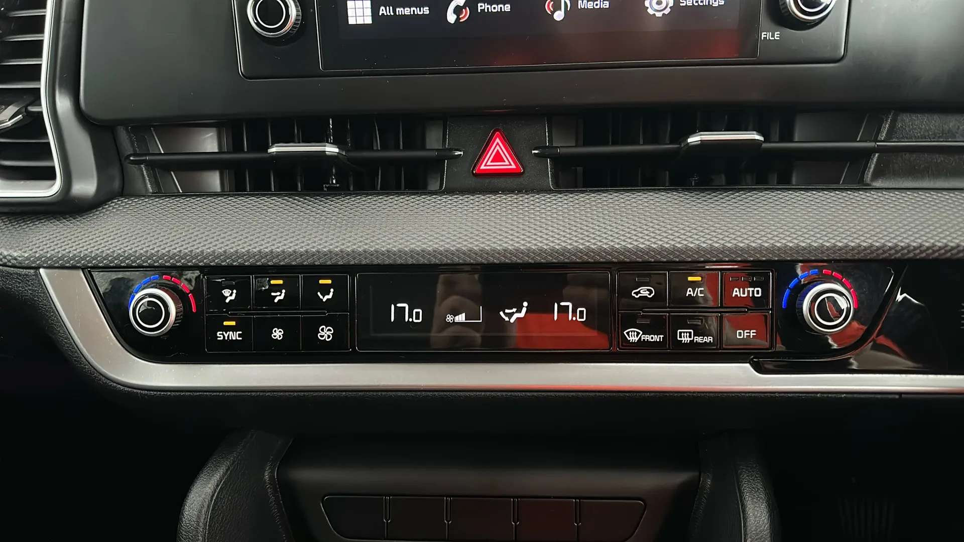 2023 KIA SPORTAGE 2023 KIA SPORTAGE