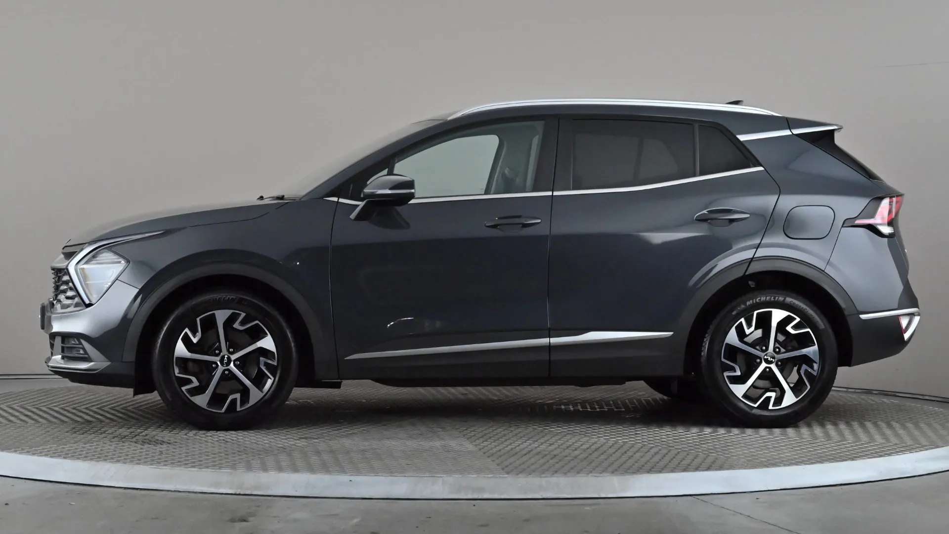 A 2022 KIA SPORTAGE 1.6T GDi ISG 3 A 2022 KIA SPORTAGE 1.6T GDi ISG 3