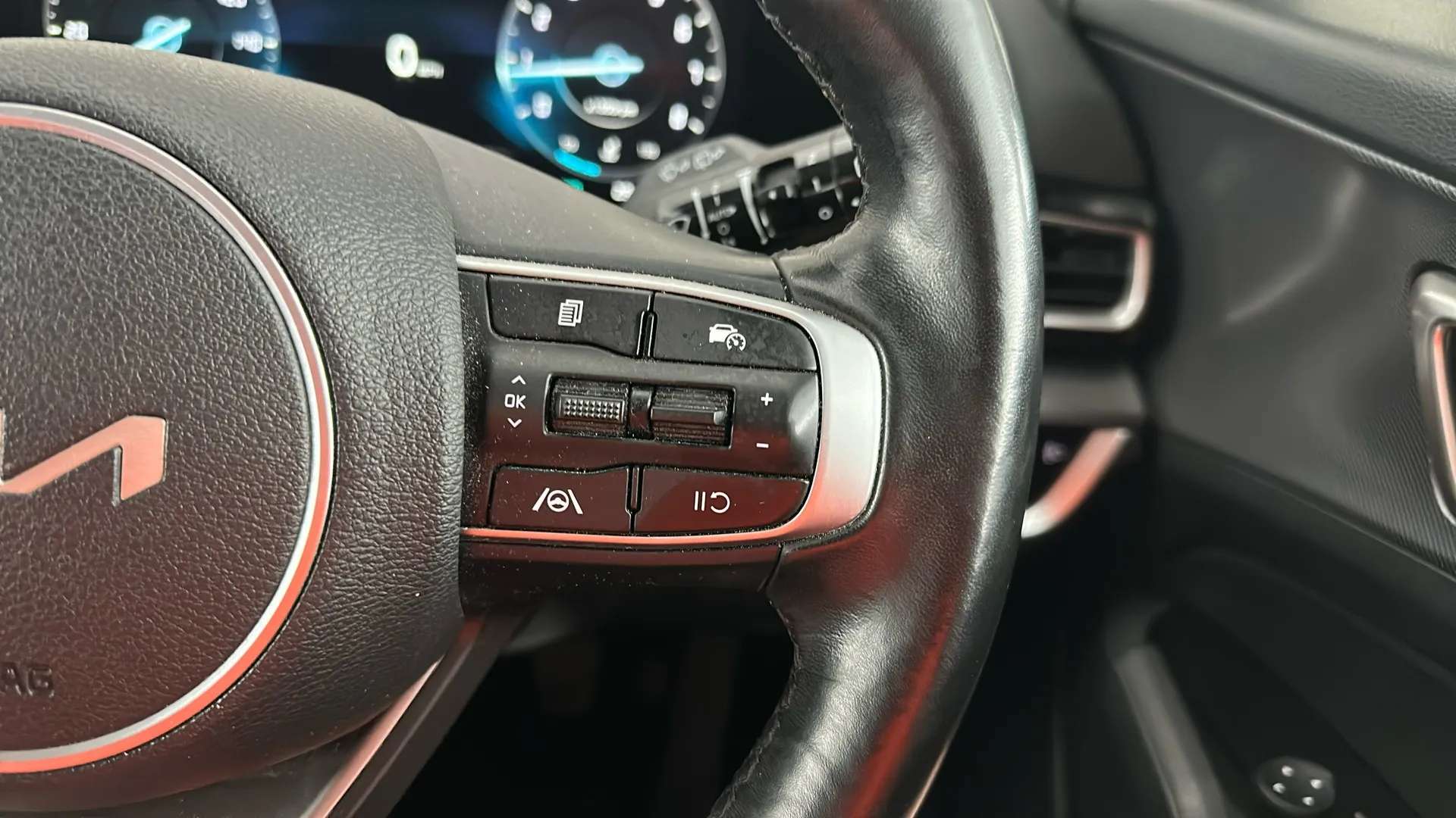 2023 KIA SPORTAGE 2023 KIA SPORTAGE