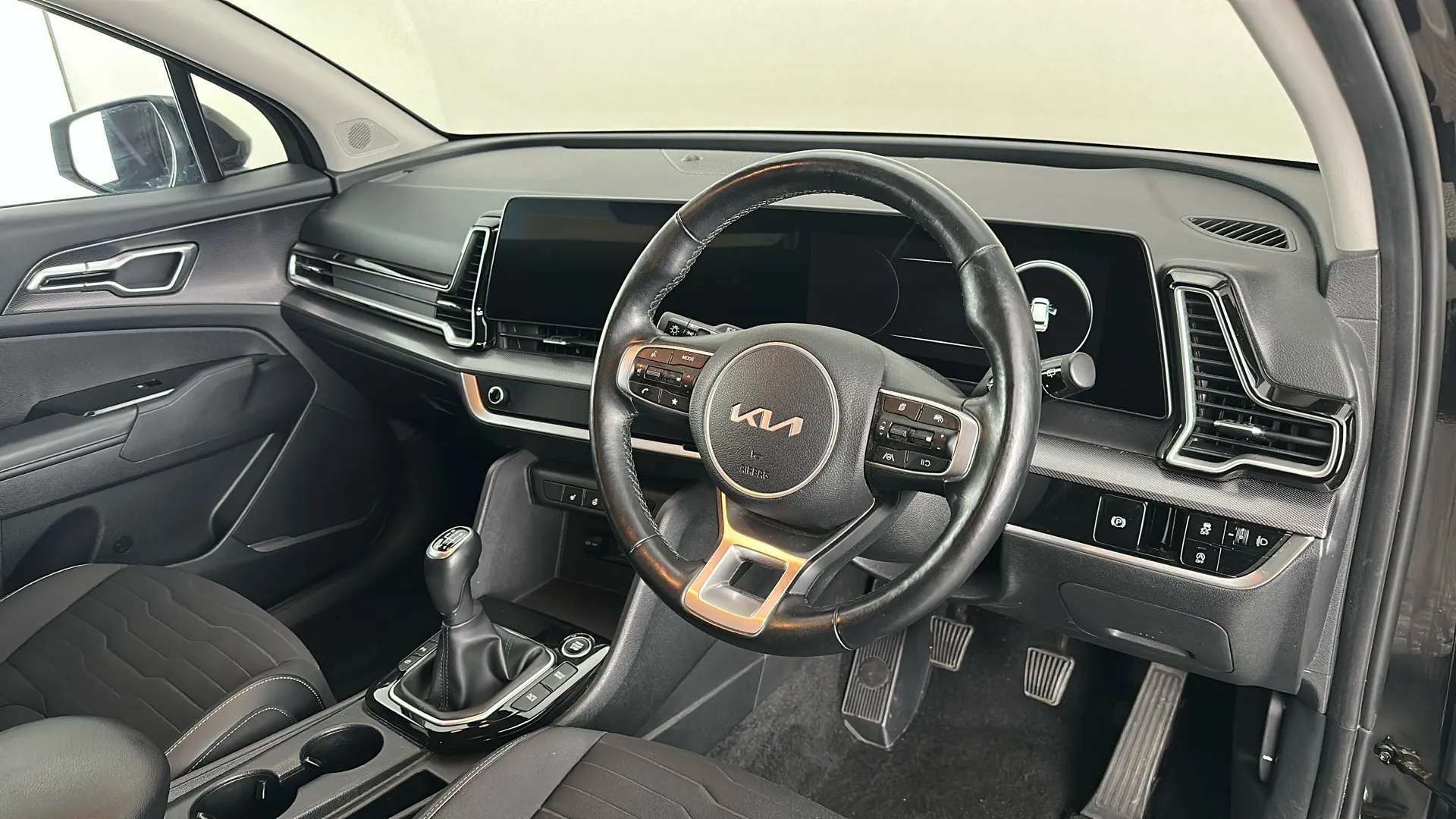 2023 KIA SPORTAGE 2023 KIA SPORTAGE