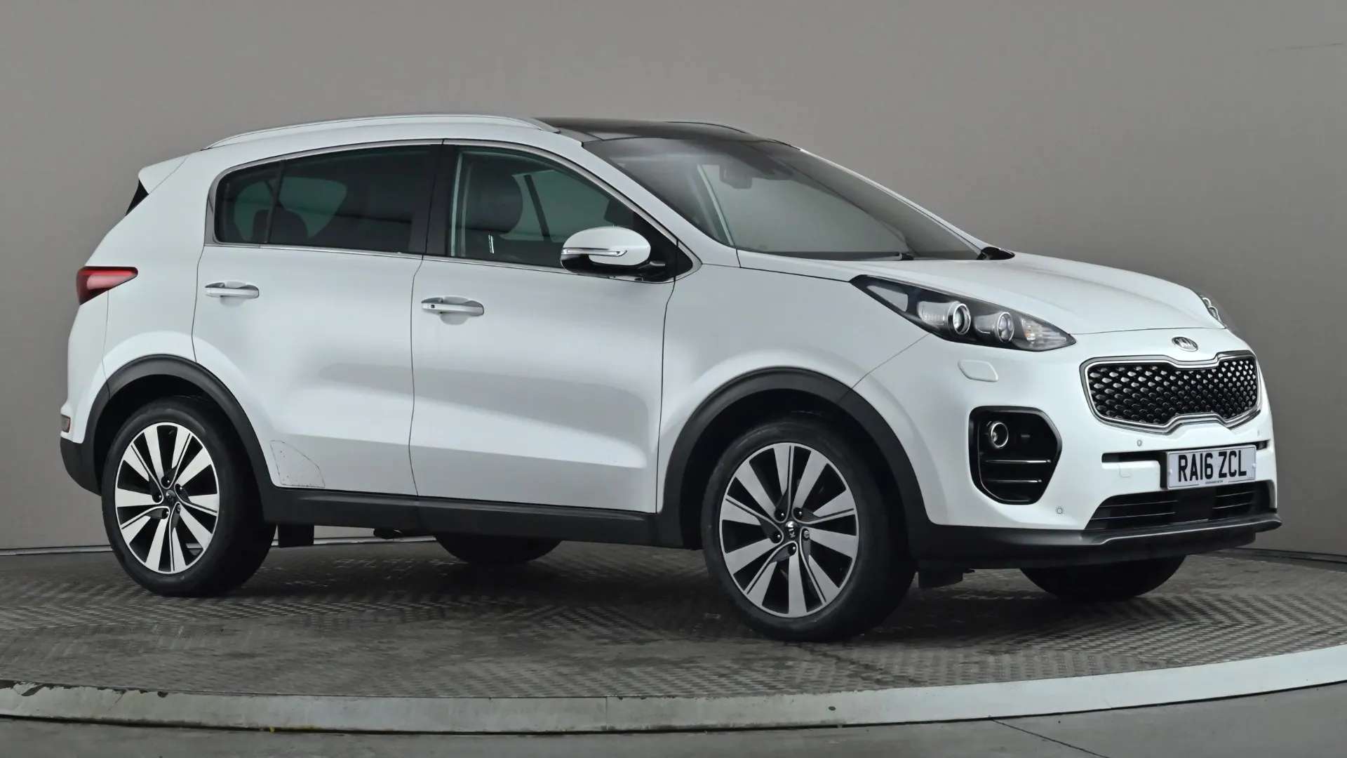 A 2016 KIA SPORTAGE 1.7 CRDi ISG 4 A 2016 KIA SPORTAGE 1.7 CRDi ISG 4