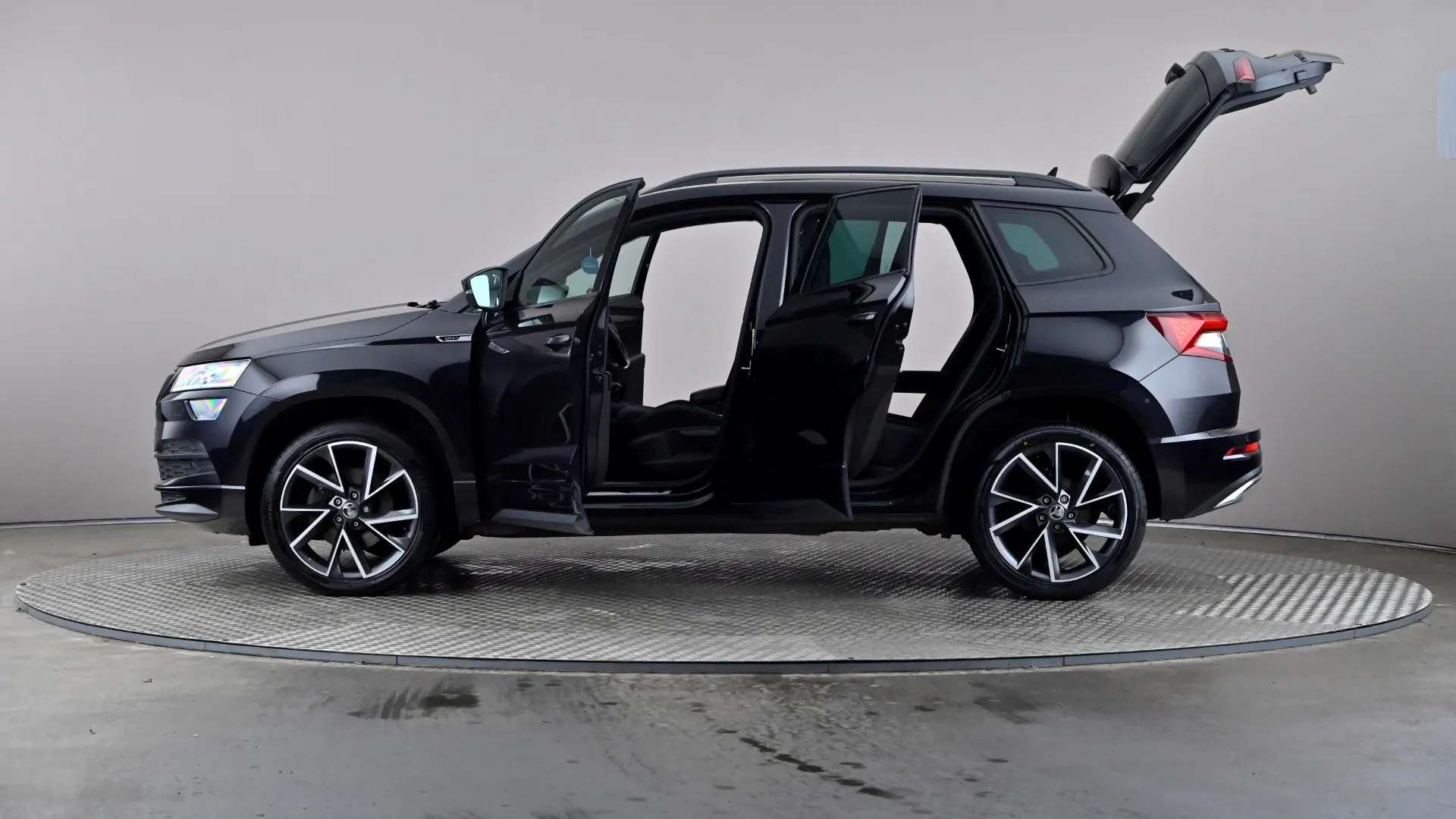 2020 SKODA KAROQ 2020 SKODA KAROQ