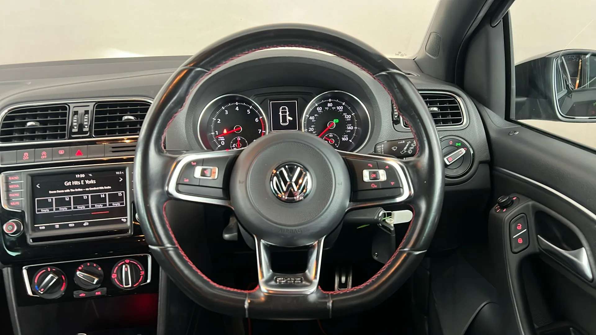 2017 VOLKSWAGEN POLO 2017 VOLKSWAGEN POLO
