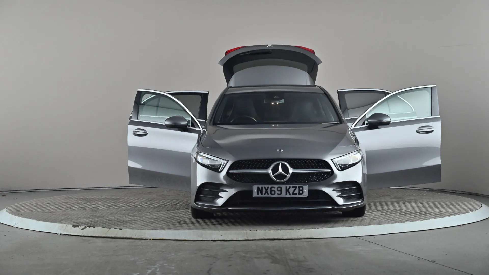 2019 MERCEDES-BENZ A CLASS 2019 MERCEDES-BENZ A CLASS
