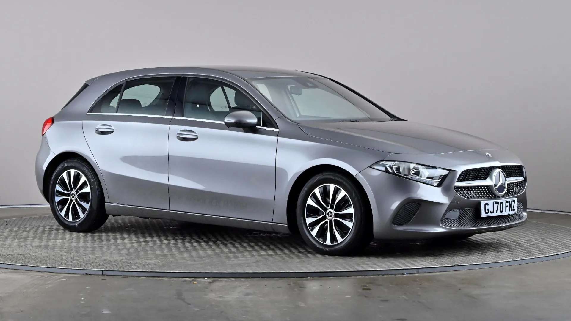 A 2020 MERCEDES-BENZ A CLASS A180d SE Auto A 2020 MERCEDES-BENZ A CLASS A180d SE Auto