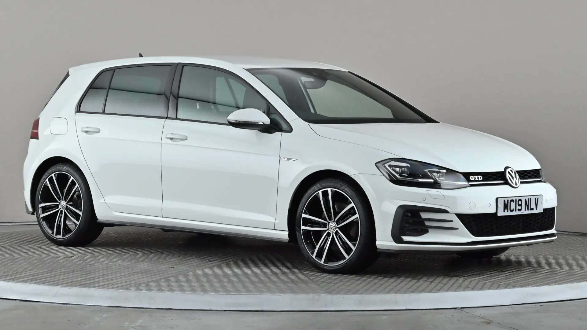 A 2019 VOLKSWAGEN GOLF 2.0 TDI 184 GTD DSG A 2019 VOLKSWAGEN GOLF 2.0 TDI 184 GTD DSG