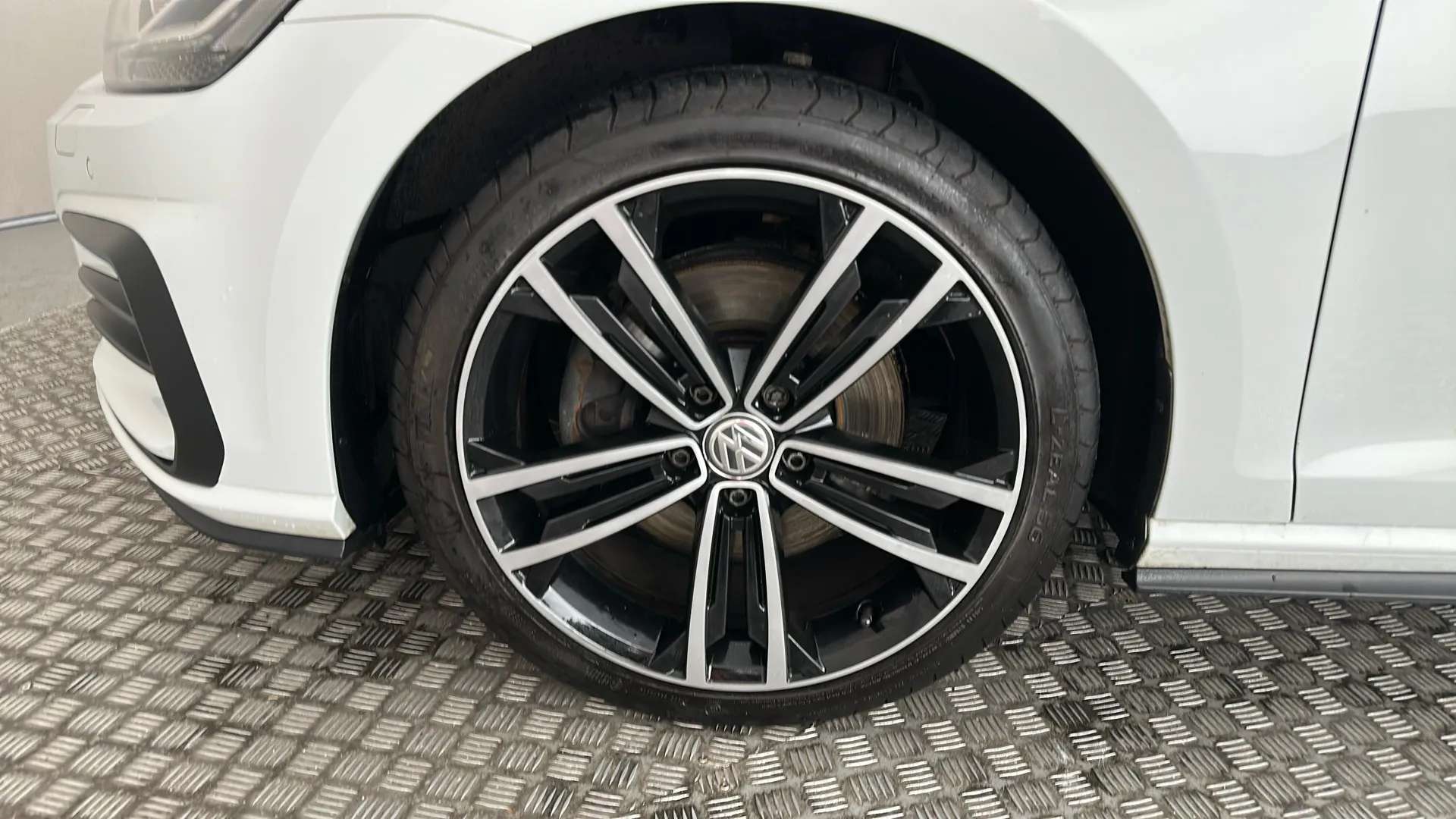 2019 VOLKSWAGEN GOLF 2019 VOLKSWAGEN GOLF