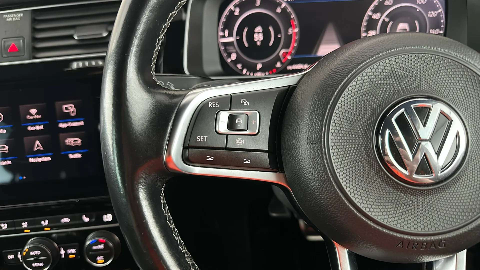 2019 VOLKSWAGEN GOLF 2019 VOLKSWAGEN GOLF