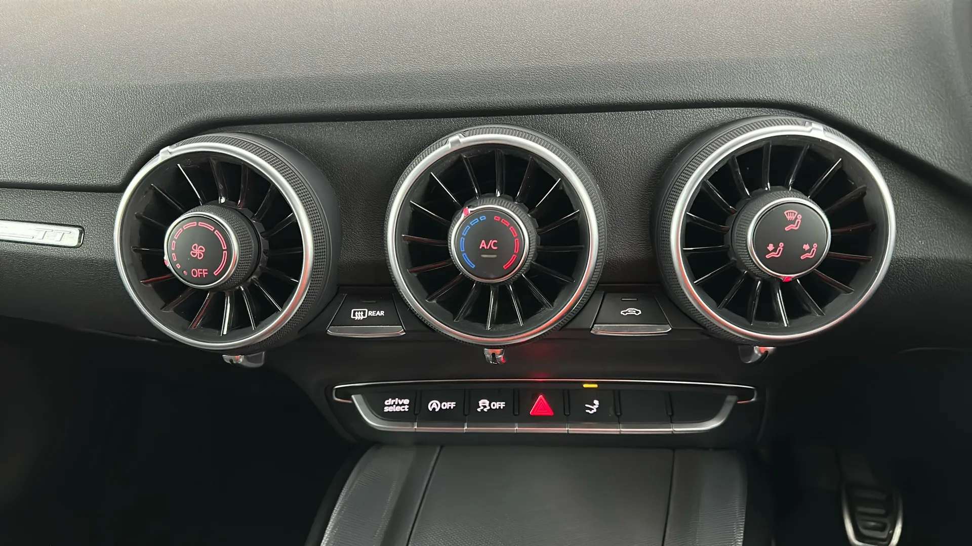 2017 AUDI TT 2017 AUDI TT