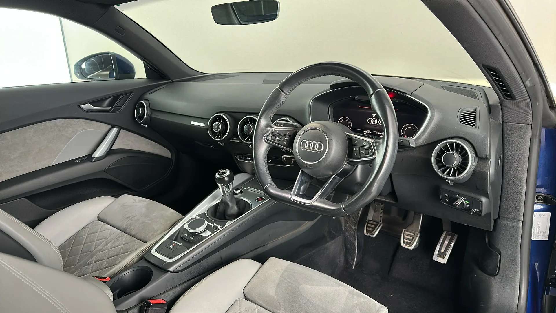 2017 AUDI TT 2017 AUDI TT