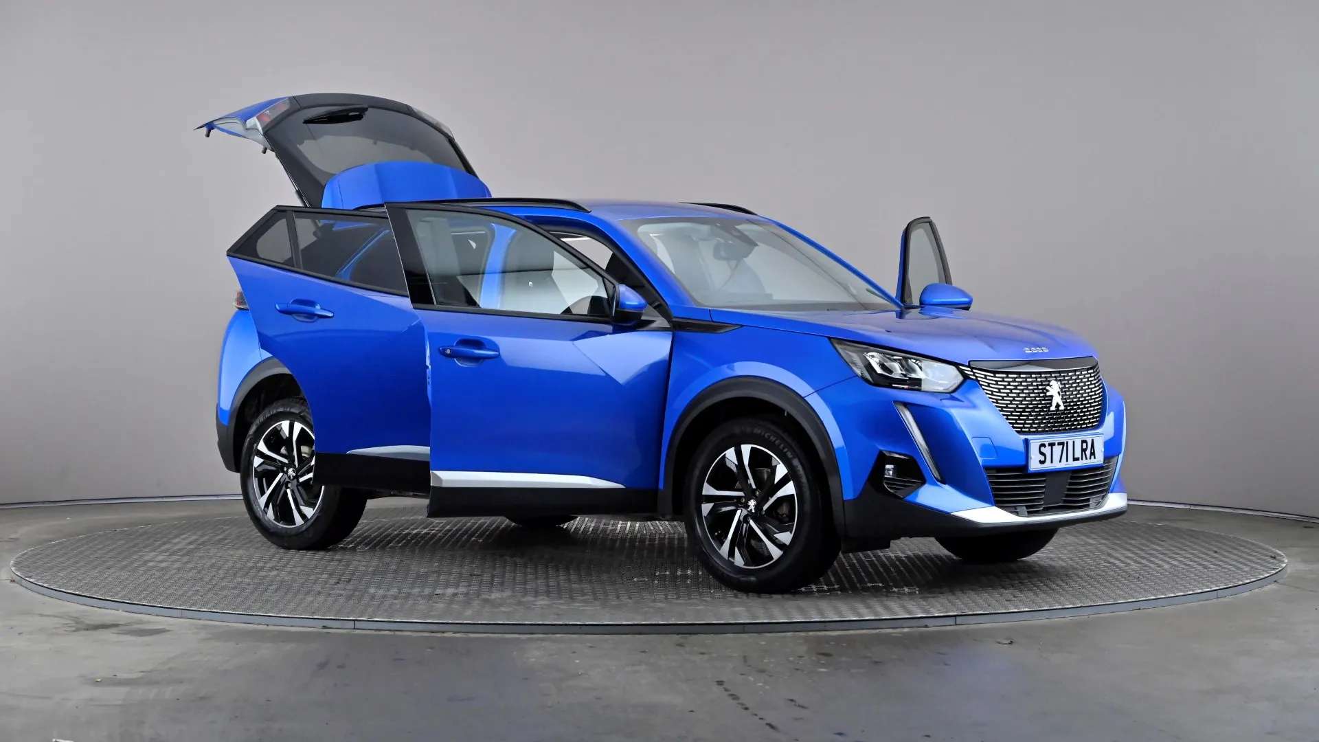 2021 PEUGEOT 2008 2021 PEUGEOT 2008