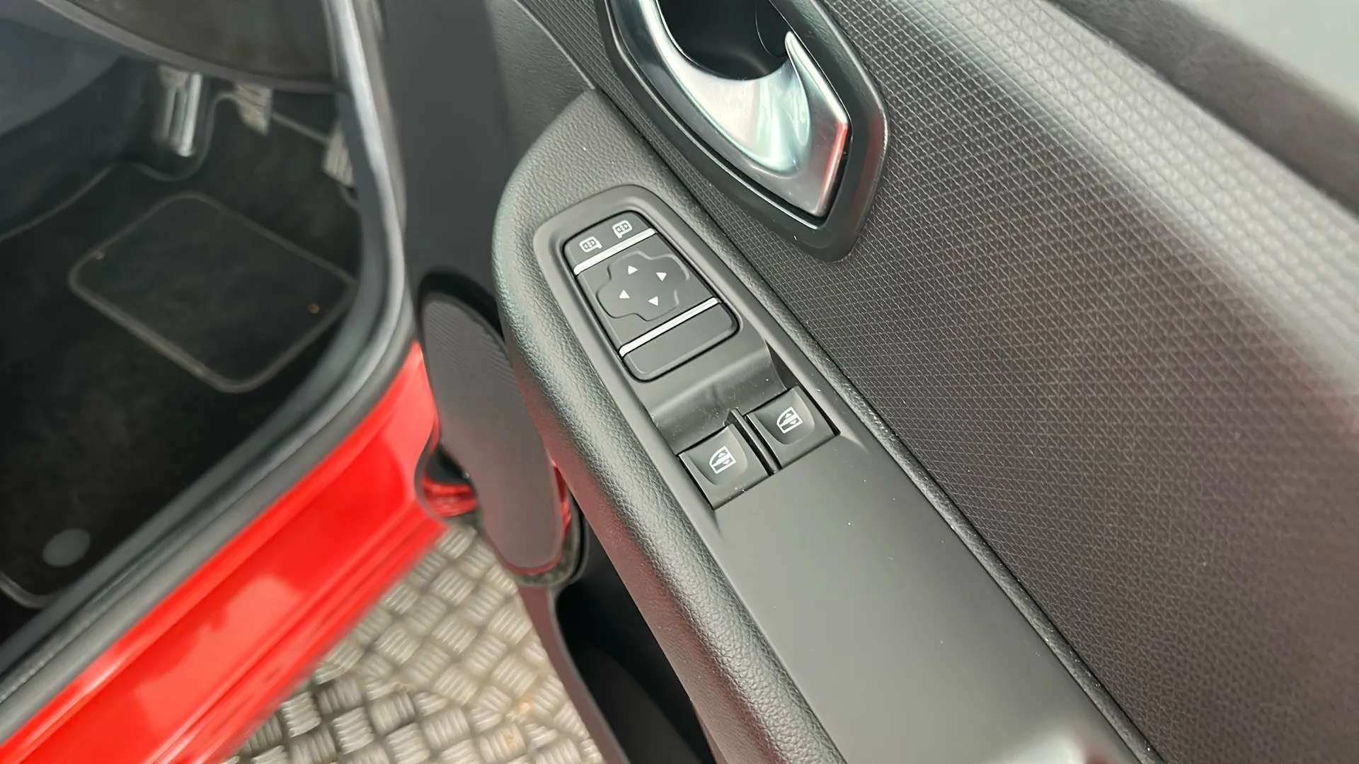 2019 RENAULT CLIO 2019 RENAULT CLIO