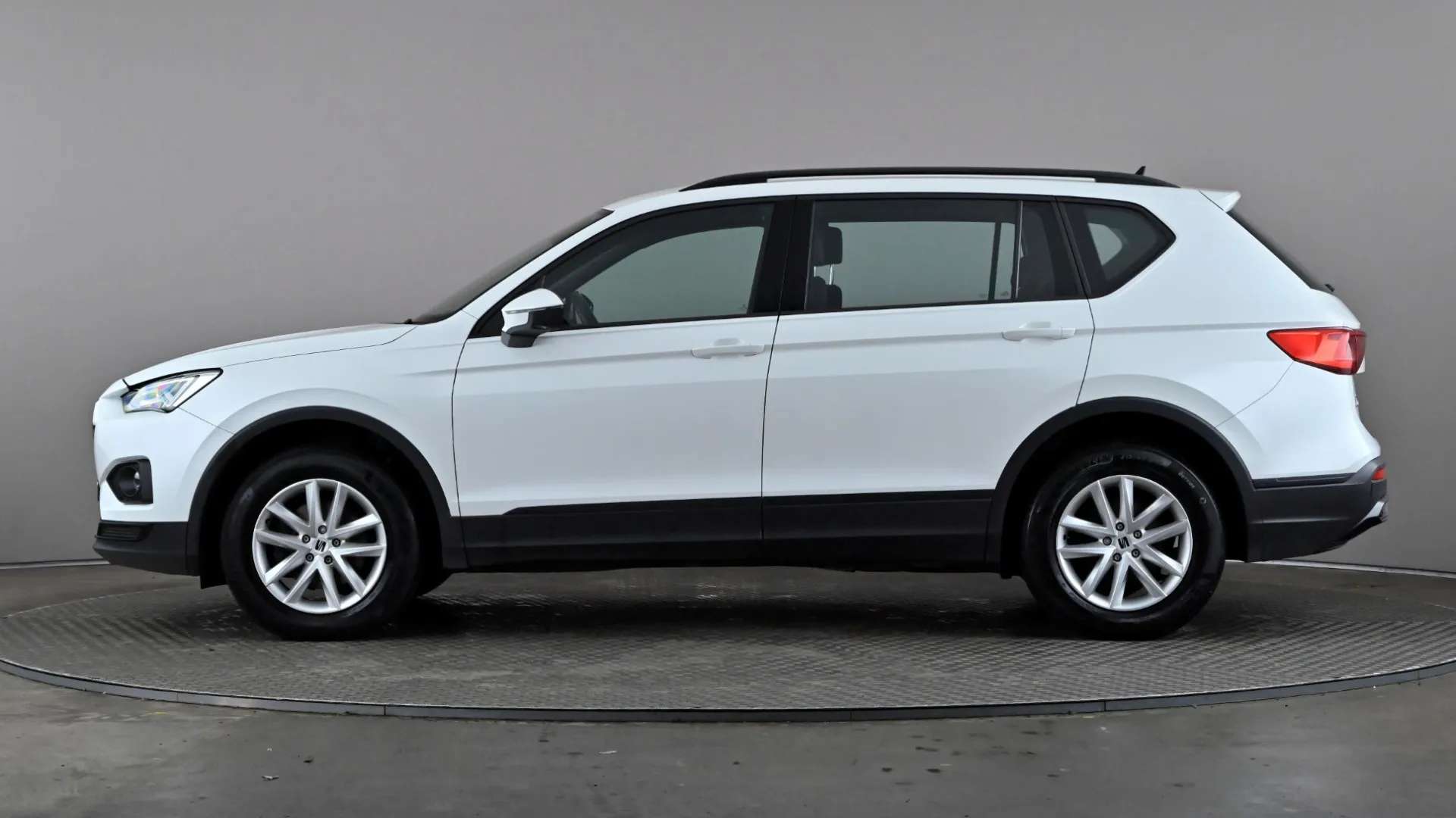 A 2021 SEAT TARRACO 2.0 TDI SE A 2021 SEAT TARRACO 2.0 TDI SE