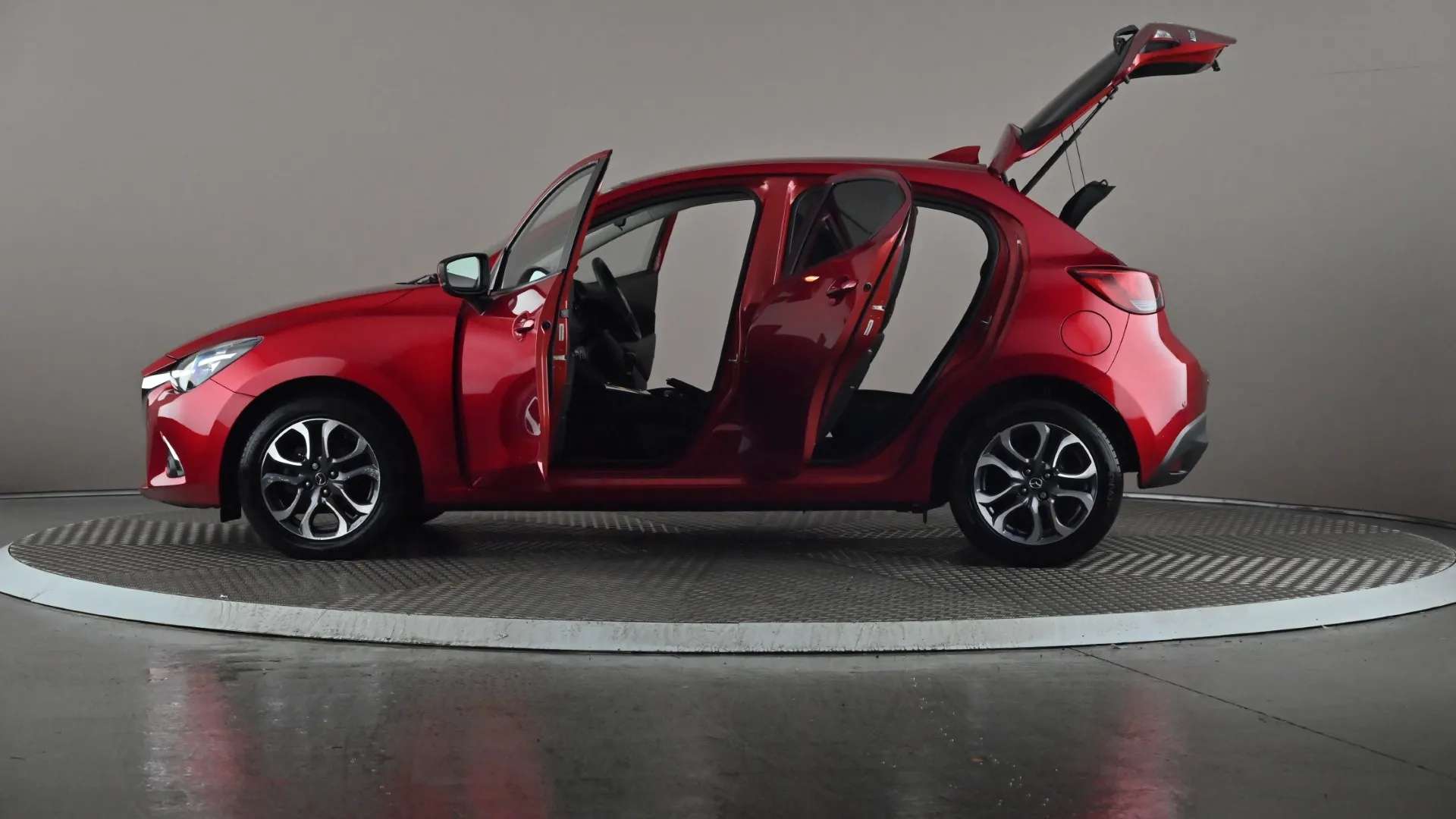 2019 MAZDA MAZDA2 2019 MAZDA MAZDA2