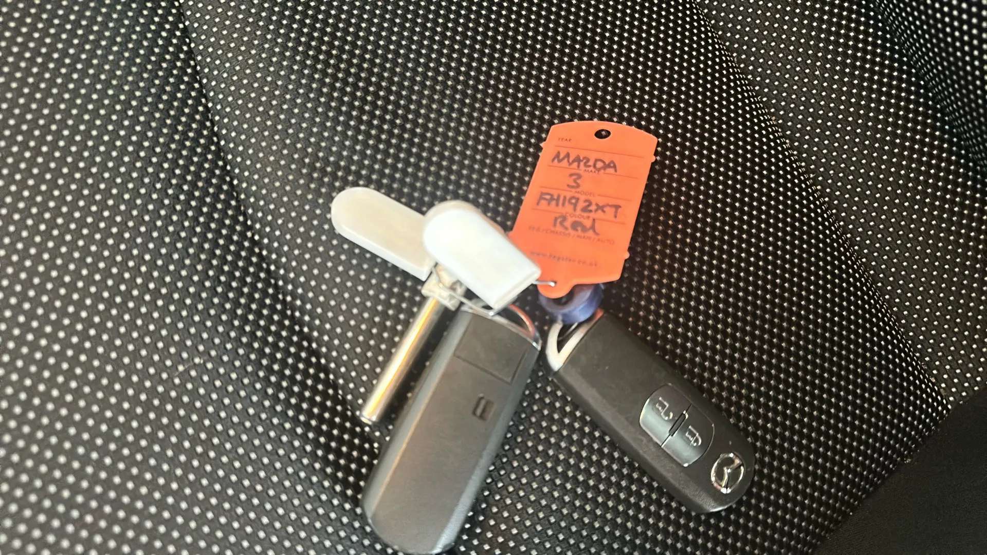 2019 MAZDA MAZDA2 2019 MAZDA MAZDA2