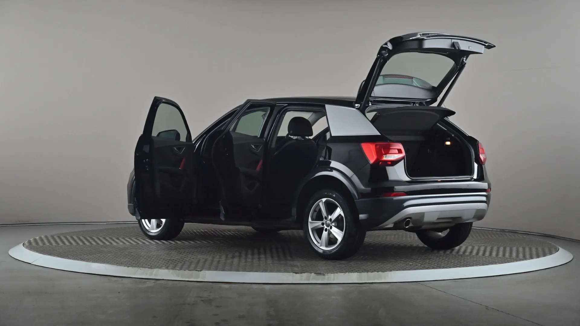 2019 AUDI Q2 2019 AUDI Q2