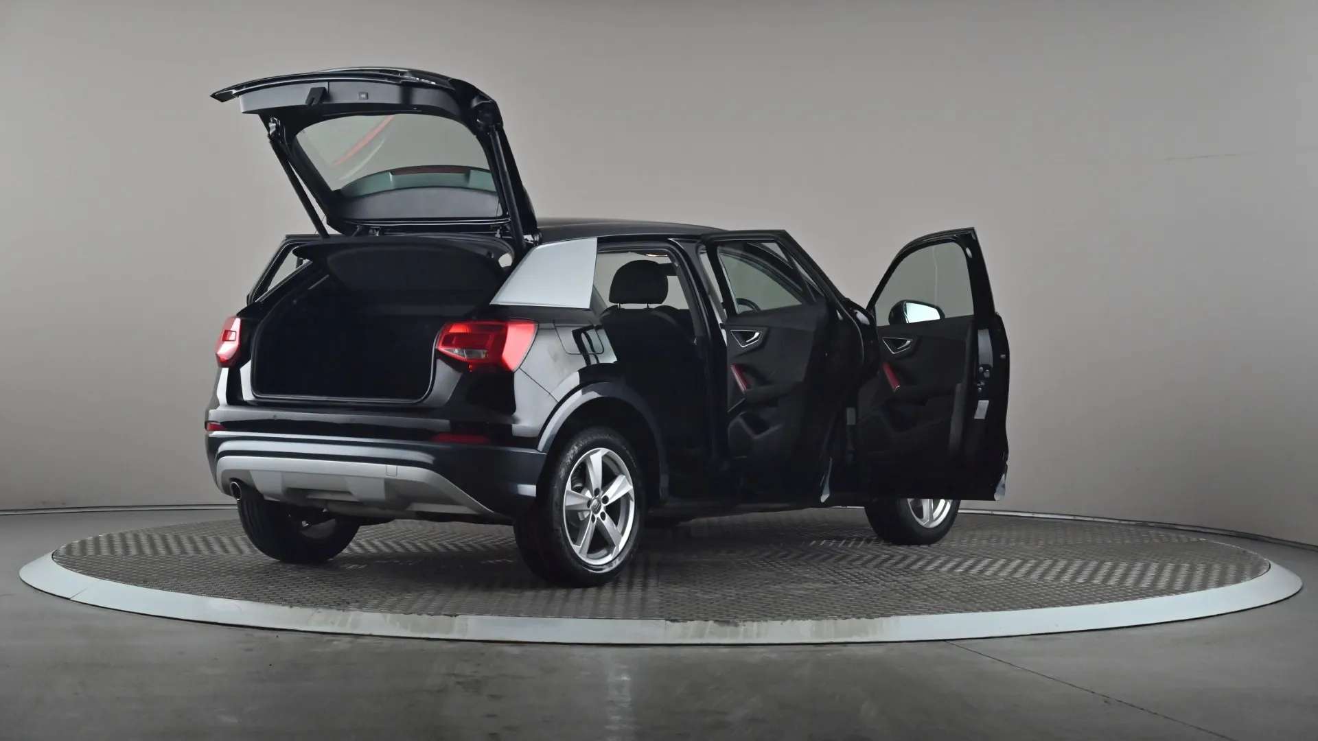 2019 AUDI Q2 2019 AUDI Q2