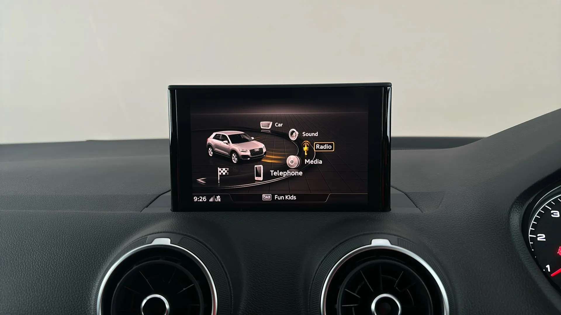 2019 AUDI Q2 2019 AUDI Q2