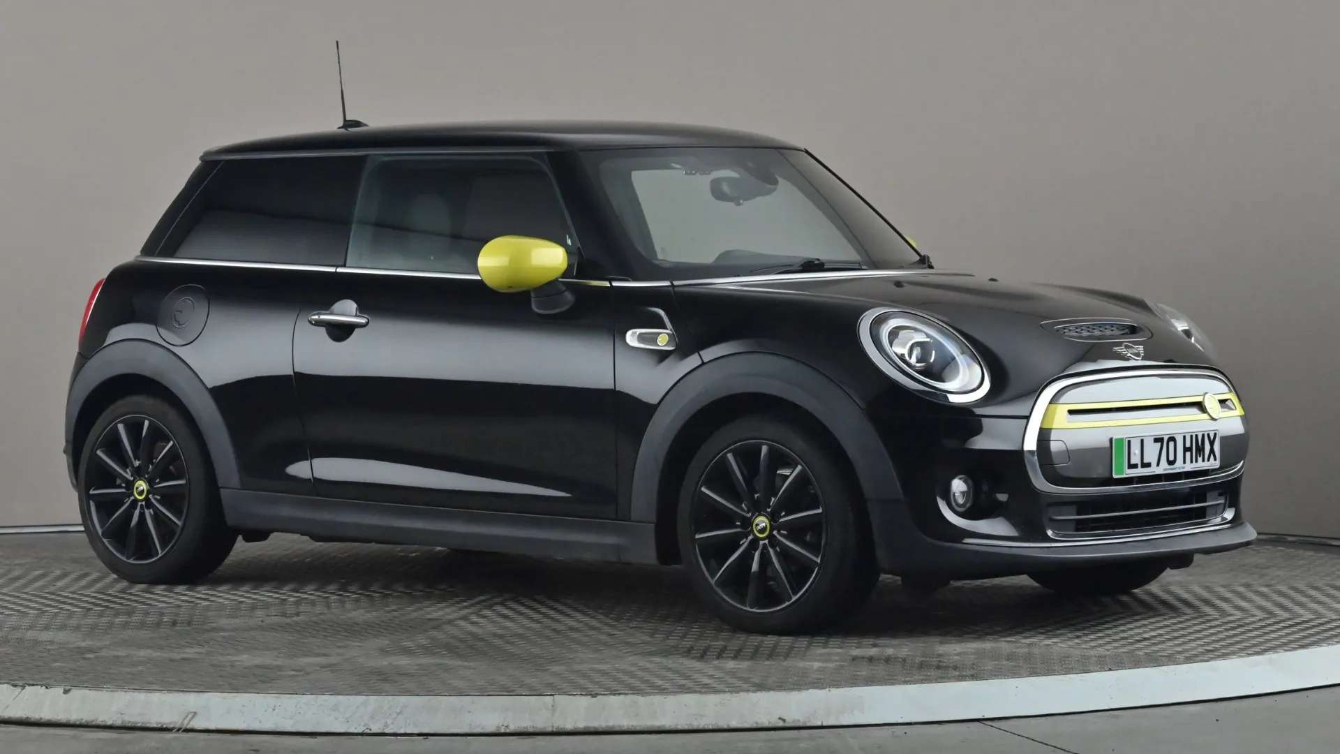 A 2020 MINI HATCH 135kW Cooper S Level 2 33kWh Auto A 2020 MINI HATCH 135kW Cooper S Level 2 33kWh Auto