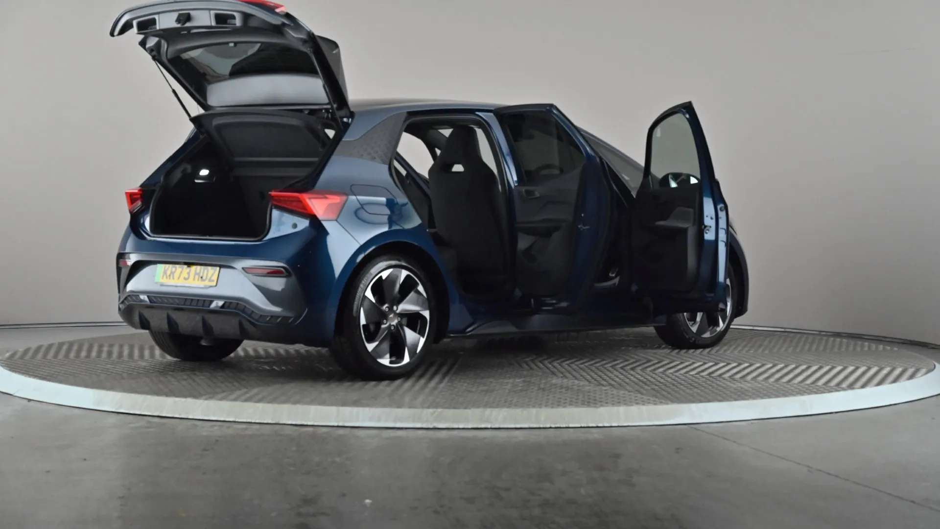 2023 CUPRA BORN 2023 CUPRA BORN