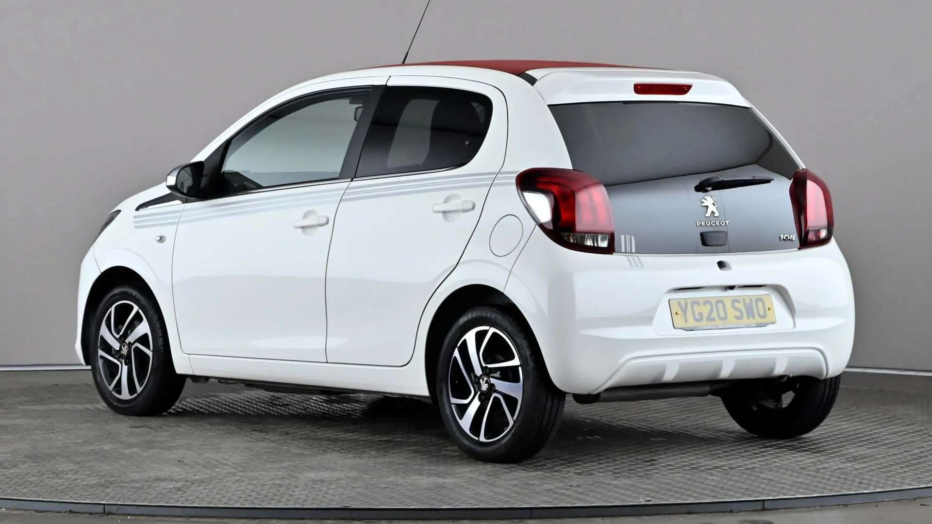 A 2020 PEUGEOT 108 1.0 72 Collection A 2020 PEUGEOT 108 1.0 72 Collection