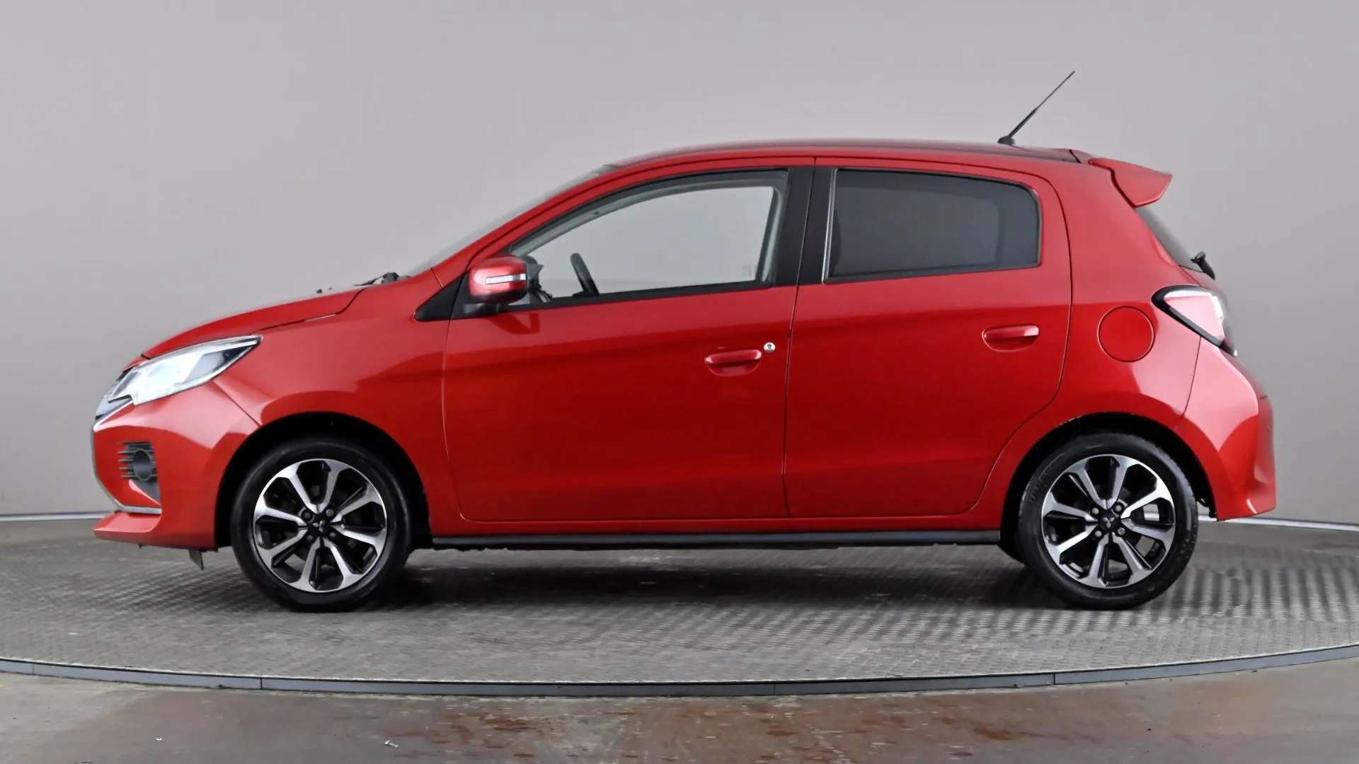 A 2020 MITSUBISHI MIRAGE 1.2 First Edition A 2020 MITSUBISHI MIRAGE 1.2 First Edition