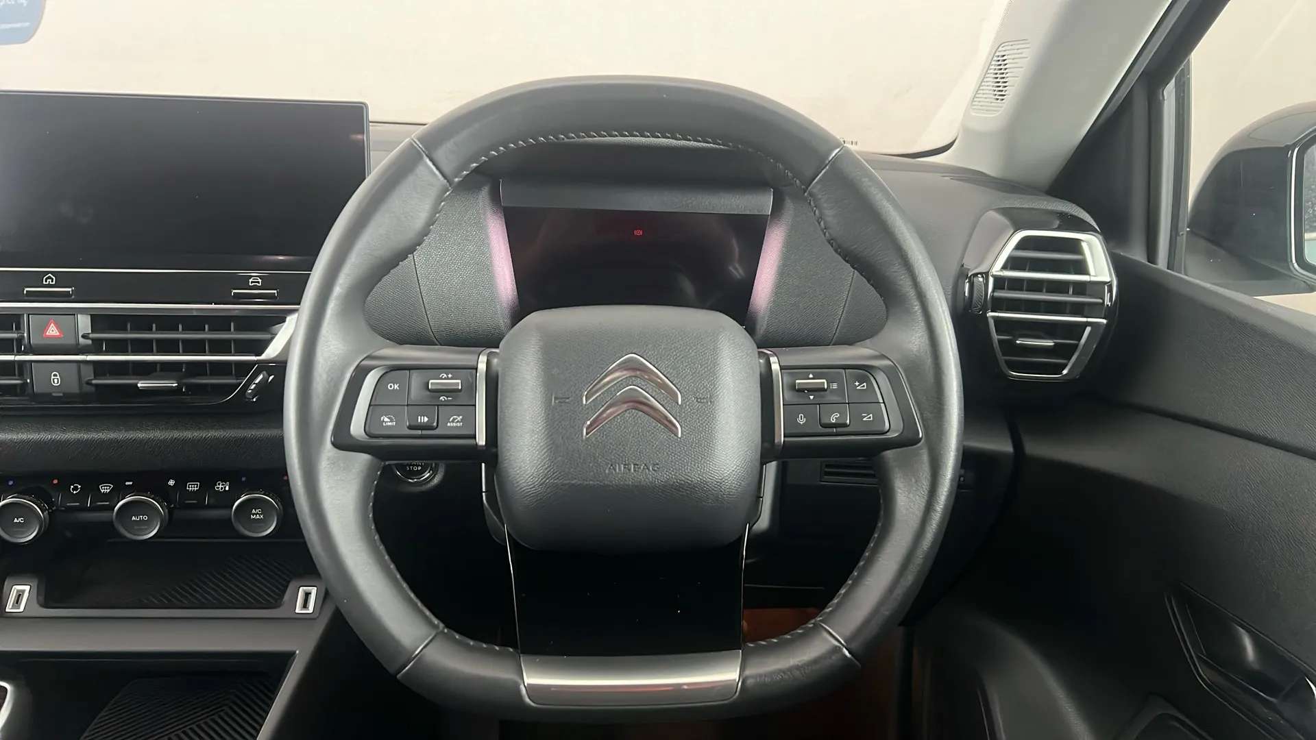 2023 CITROEN C4 2023 CITROEN C4