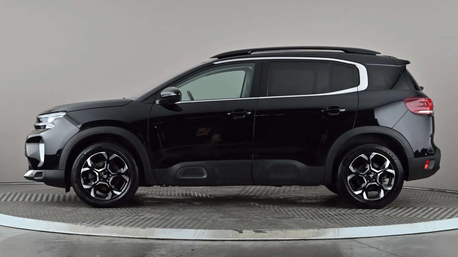 A 2024 CITROEN C5 AIRCROSS 1.2 PureTech Max A 2024 CITROEN C5 AIRCROSS 1.2 PureTech Max