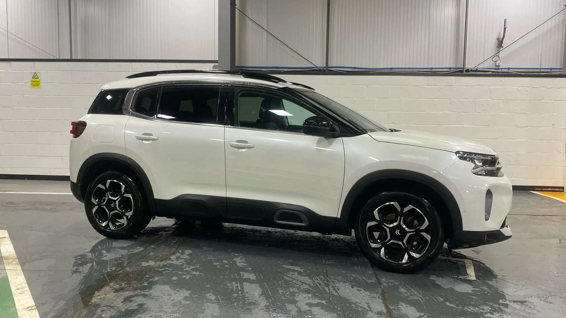 A 2023 CITROEN C5 AIRCROSS 1.2 PureTech Max A 2023 CITROEN C5 AIRCROSS 1.2 PureTech Max