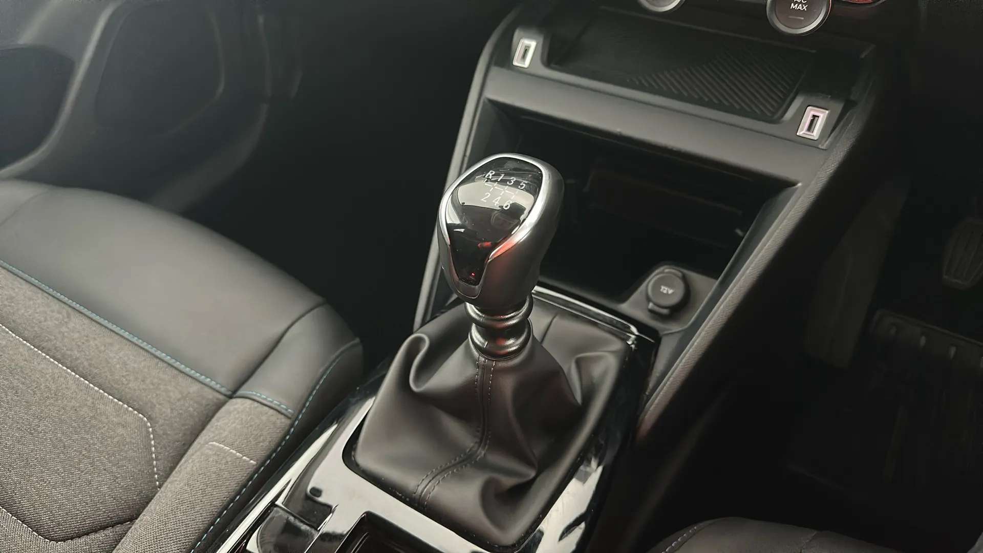 2023 CITROEN C4 2023 CITROEN C4