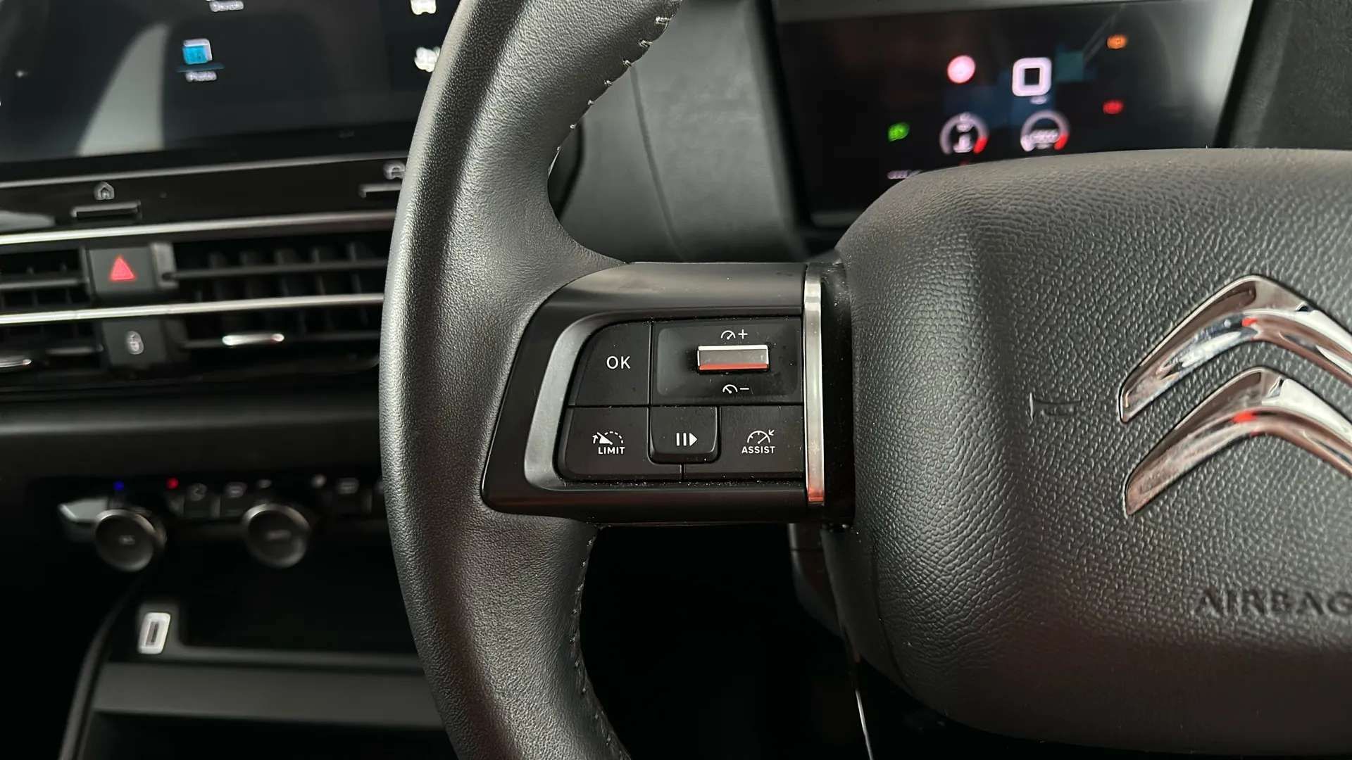 2023 CITROEN C4 2023 CITROEN C4