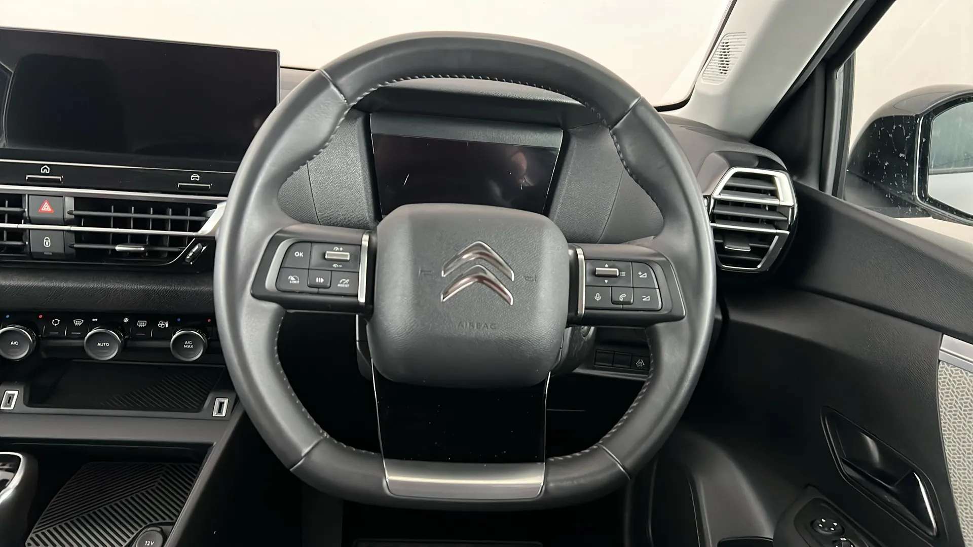 2023 CITROEN C4 2023 CITROEN C4