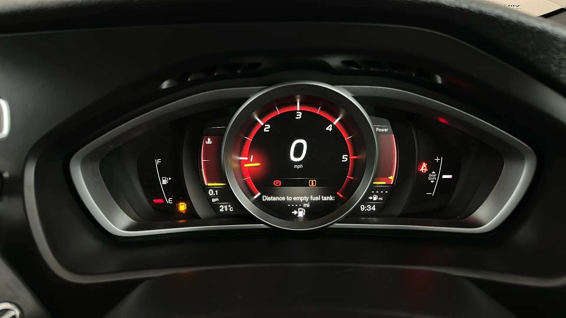 2016 VOLVO V40 2016 VOLVO V40