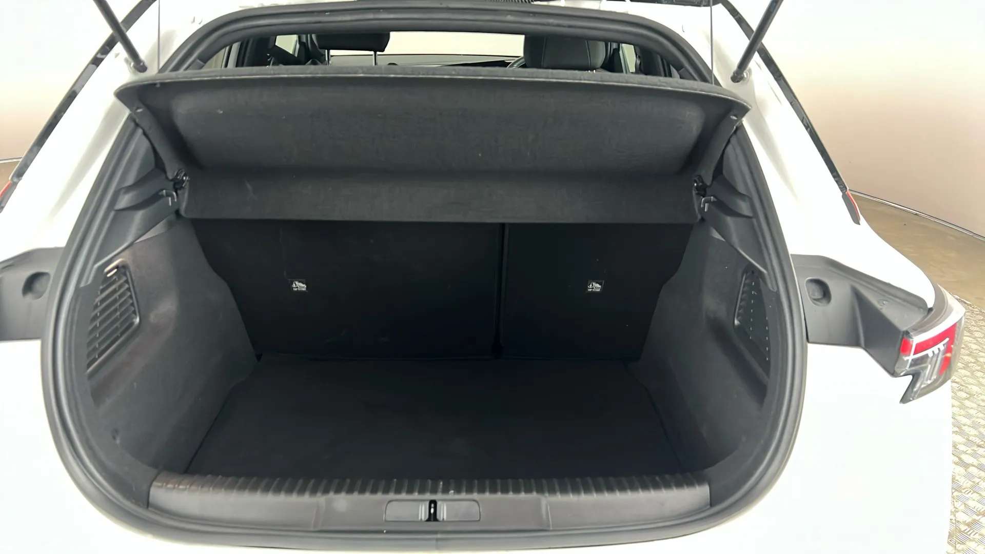 2023 VAUXHALL MOKKA 2023 VAUXHALL MOKKA