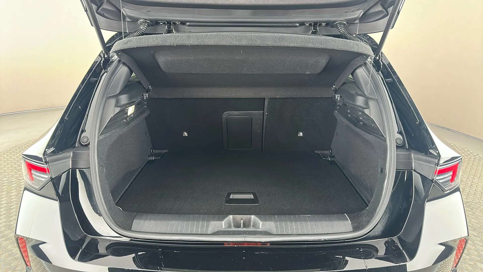 2024 VAUXHALL ASTRA 2024 VAUXHALL ASTRA