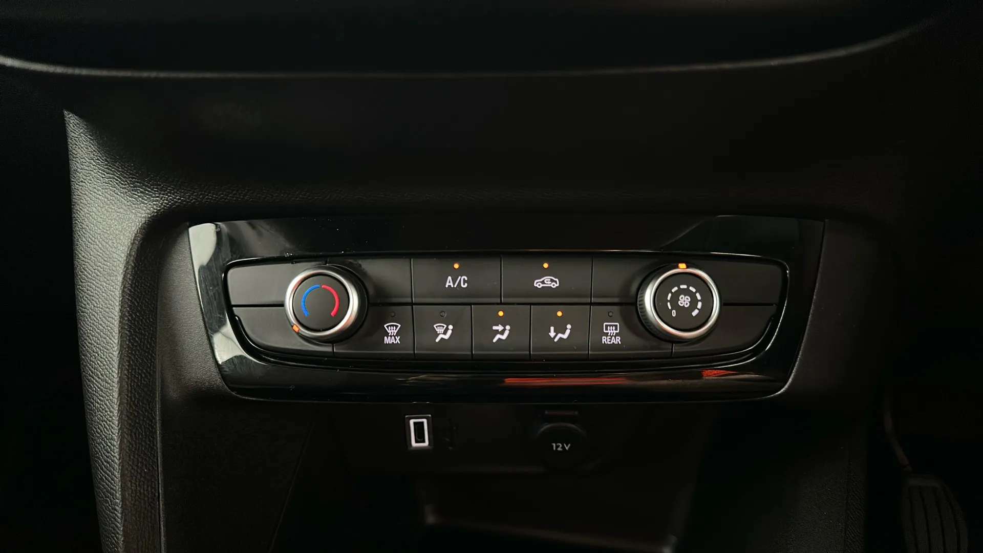 2025 VAUXHALL CORSA 2025 VAUXHALL CORSA