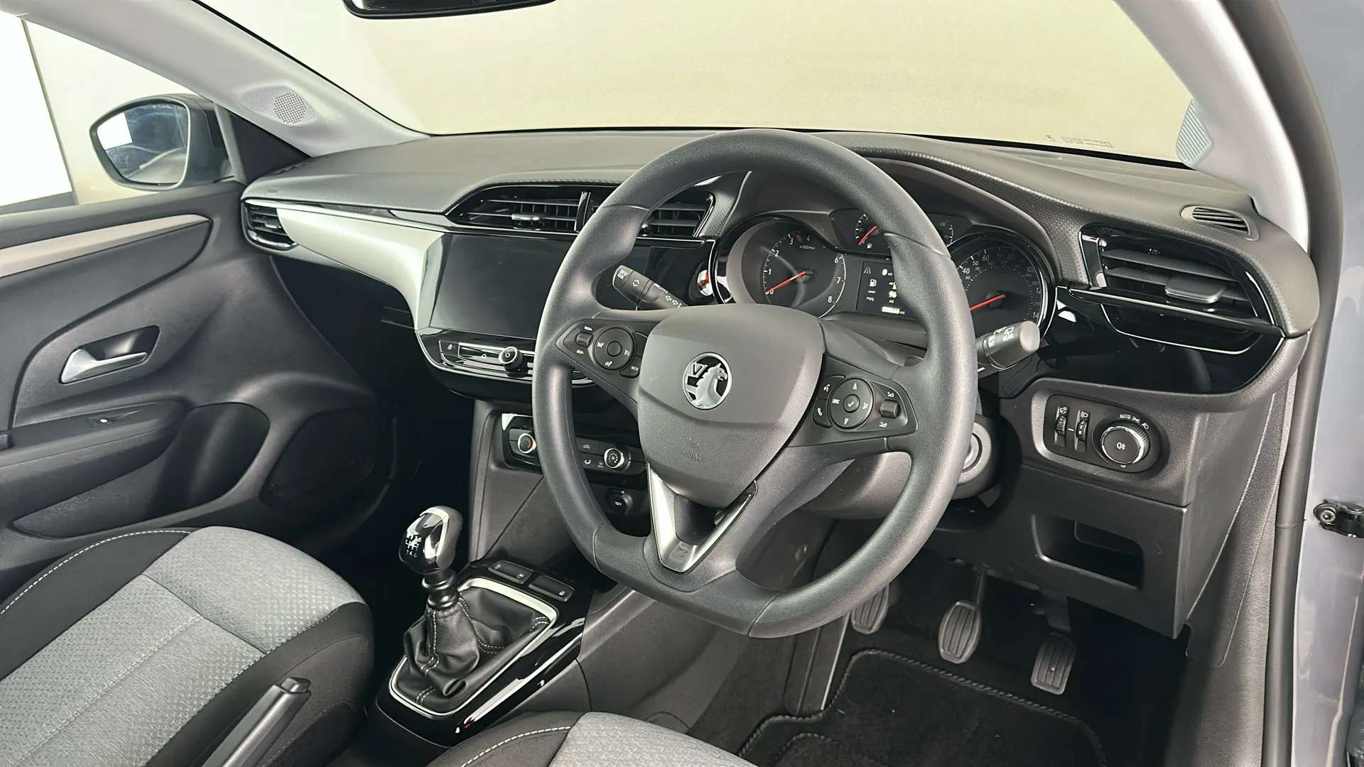 2025 VAUXHALL CORSA 2025 VAUXHALL CORSA