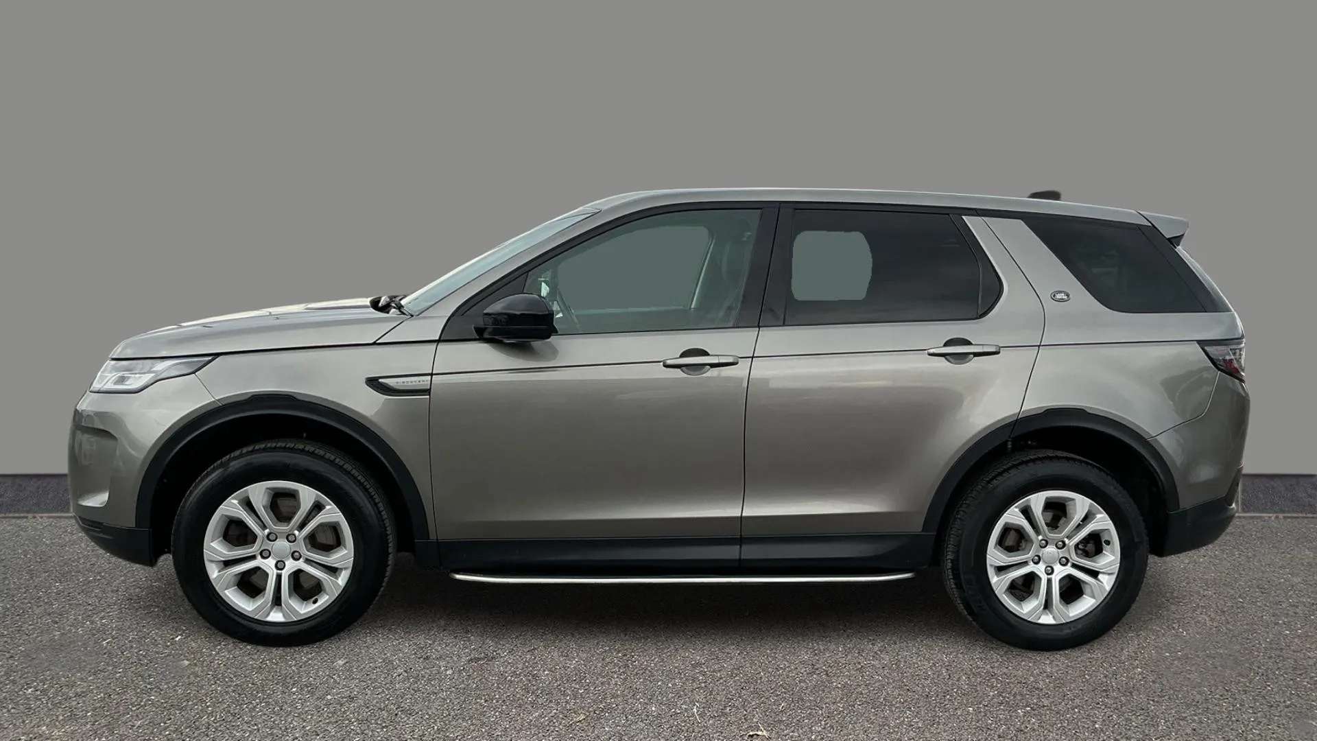 A 2019 LAND ROVER DISCOVERY SPORT 2.0 D150 2WD A 2019 LAND ROVER DISCOVERY SPORT 2.0 D150 2WD
