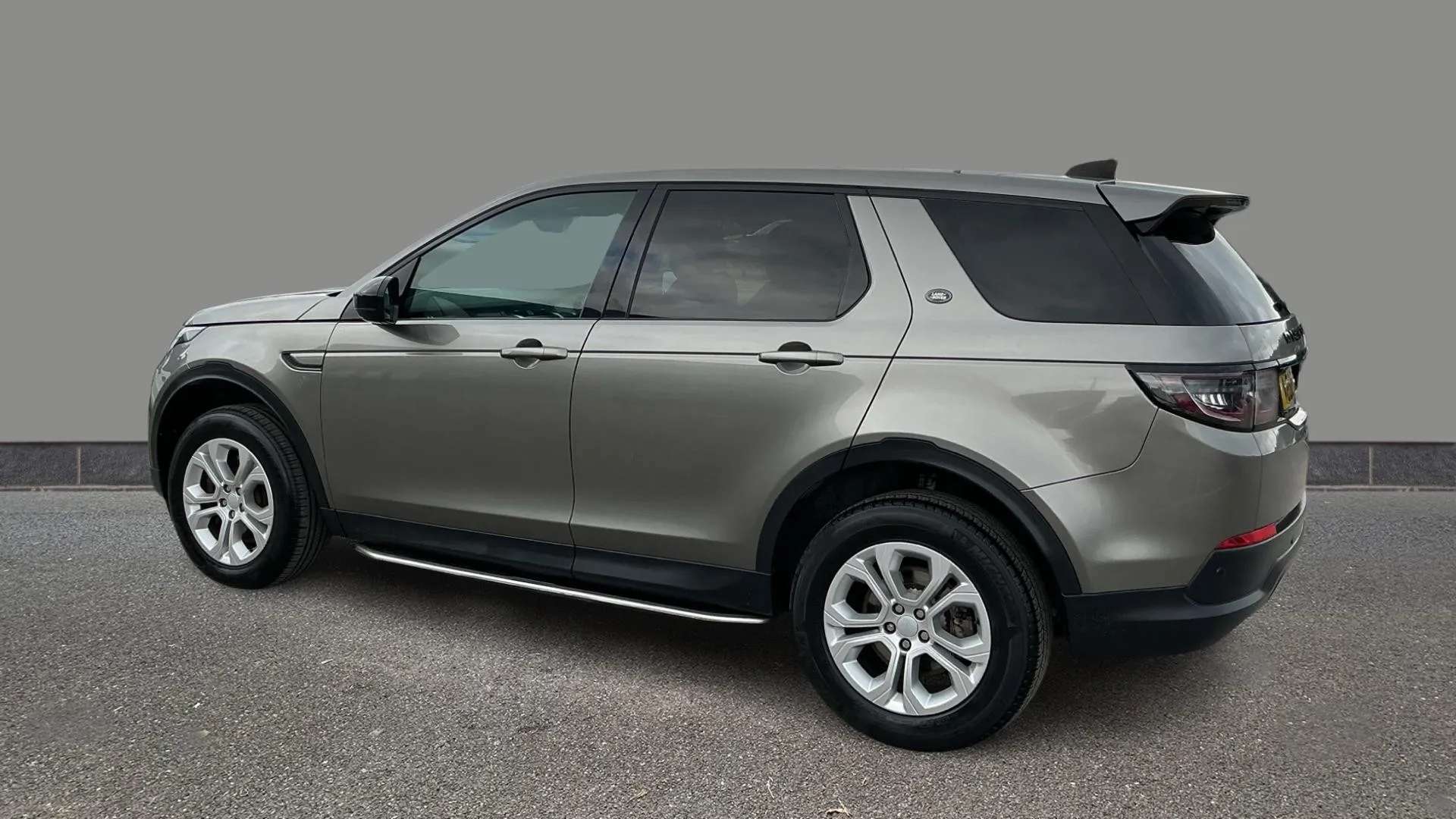 A 2019 LAND ROVER DISCOVERY SPORT 2.0 D150 2WD A 2019 LAND ROVER DISCOVERY SPORT 2.0 D150 2WD