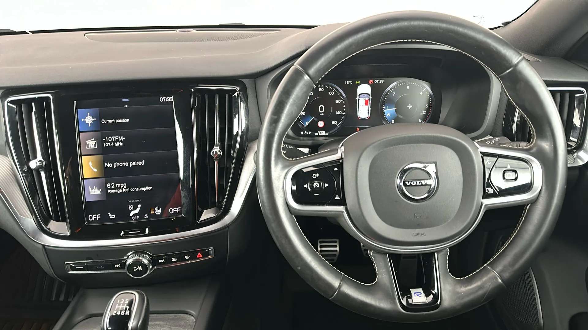 2019 VOLVO V60 2019 VOLVO V60